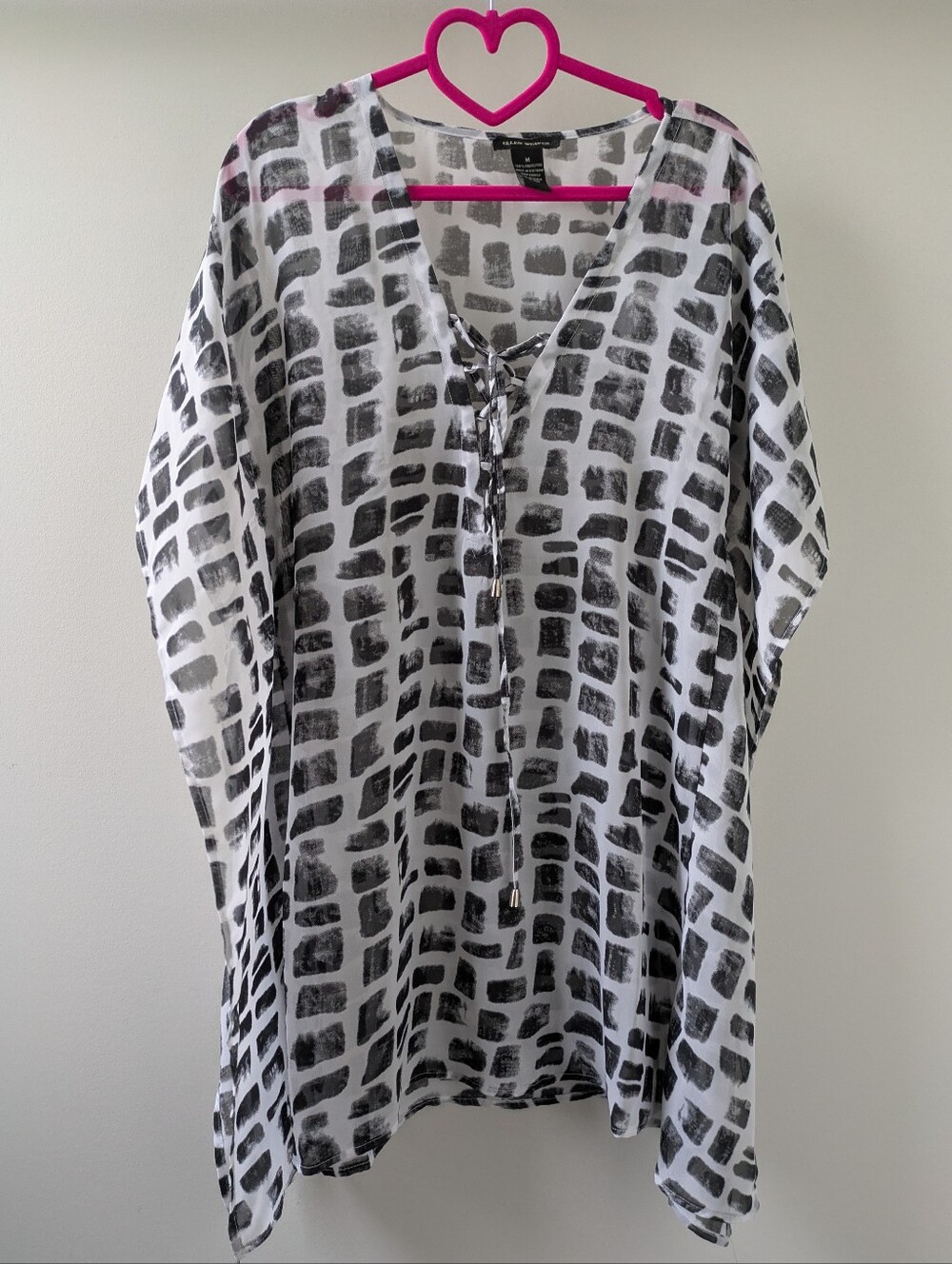 Black & White Printed V-Neck Tunic Cover Up